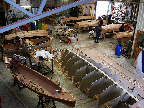 Building Model Outrigger Race Boats wooden boat building plans for ...